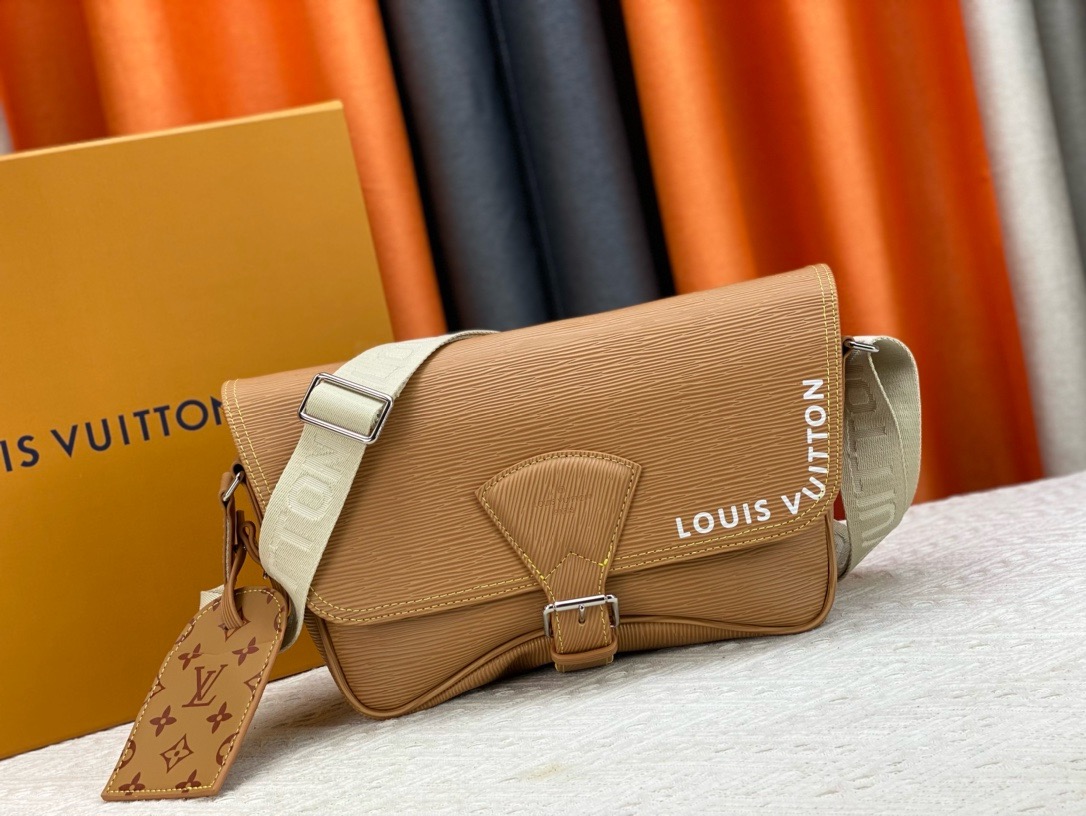 Louis Vuitton M23097 Montsouris coffee